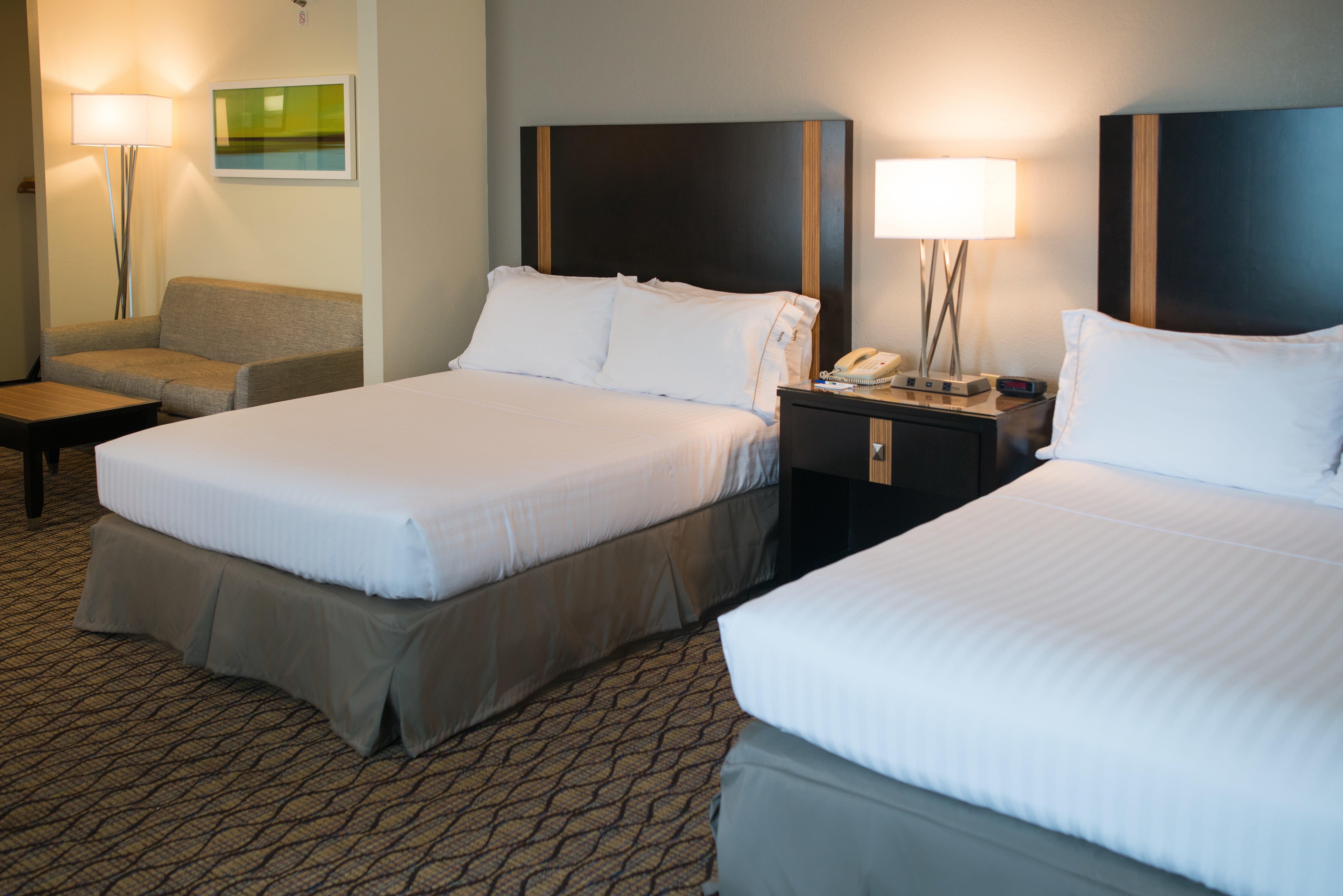 Holiday Inn Express Hotel & Suites Chanhassen By Ihg Екстериор снимка
